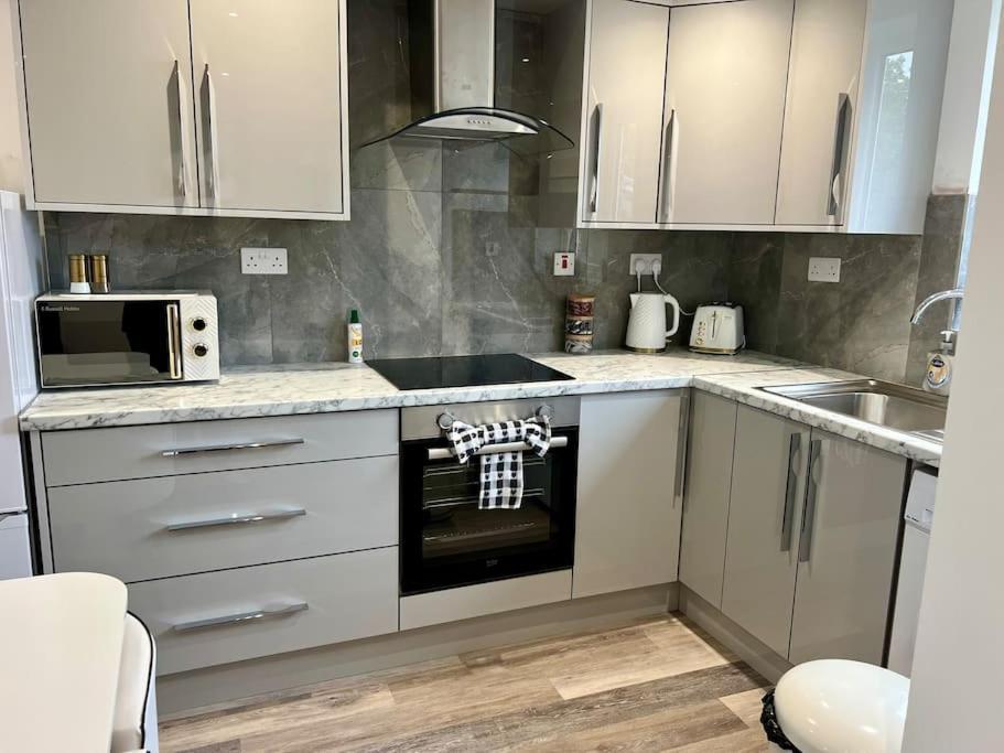 New 2 Bed Preston City Centre Flat - Sleeps 4 Екстер'єр фото